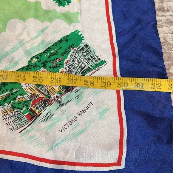 Vintage Hong Kong, souvenir, tourist, scarf - Picture 7 of 7